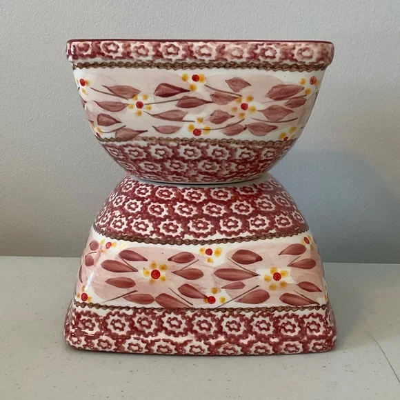 TWO Temp-Tations by Tara Old World Cranberry Red Serving Bowls - Picture 4 of 16